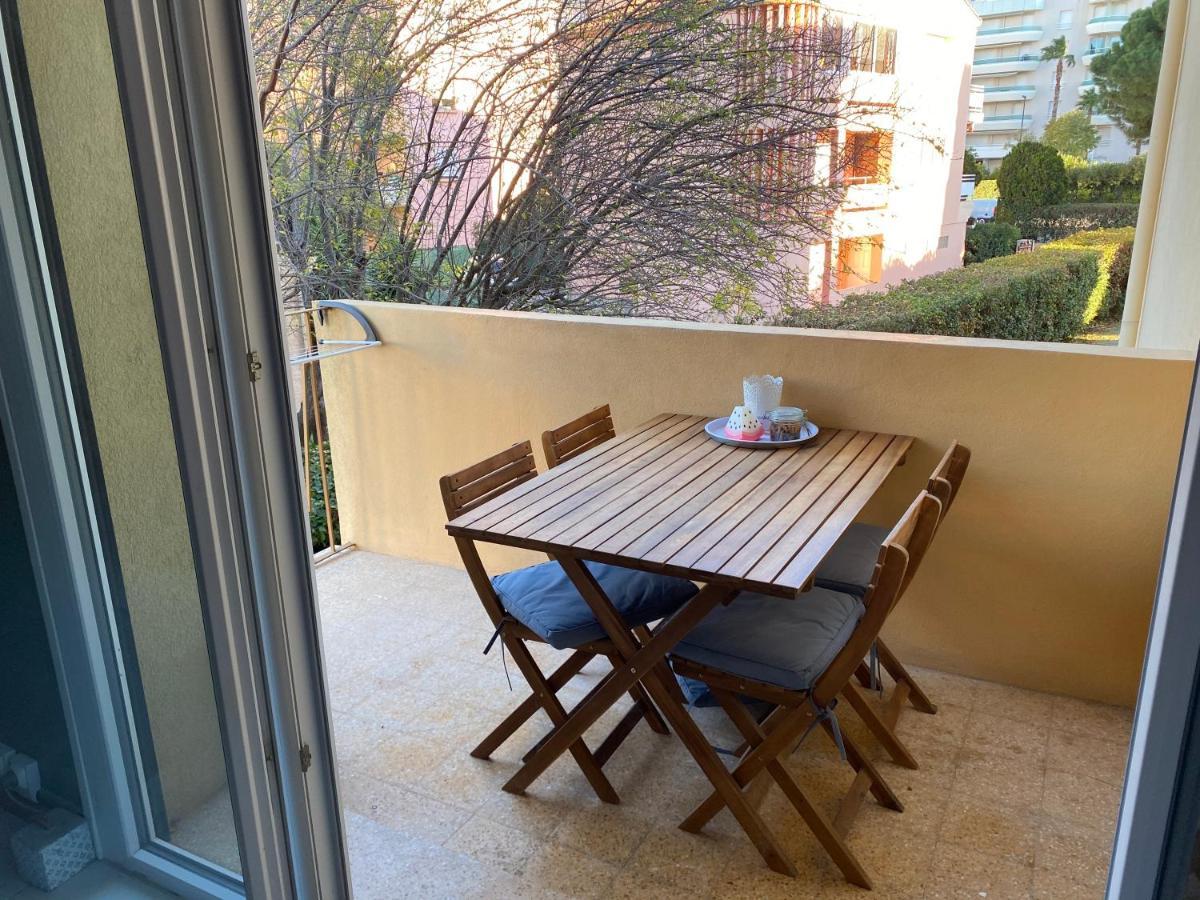 Frejus Var Appartement 150 M Des Plages Luaran gambar